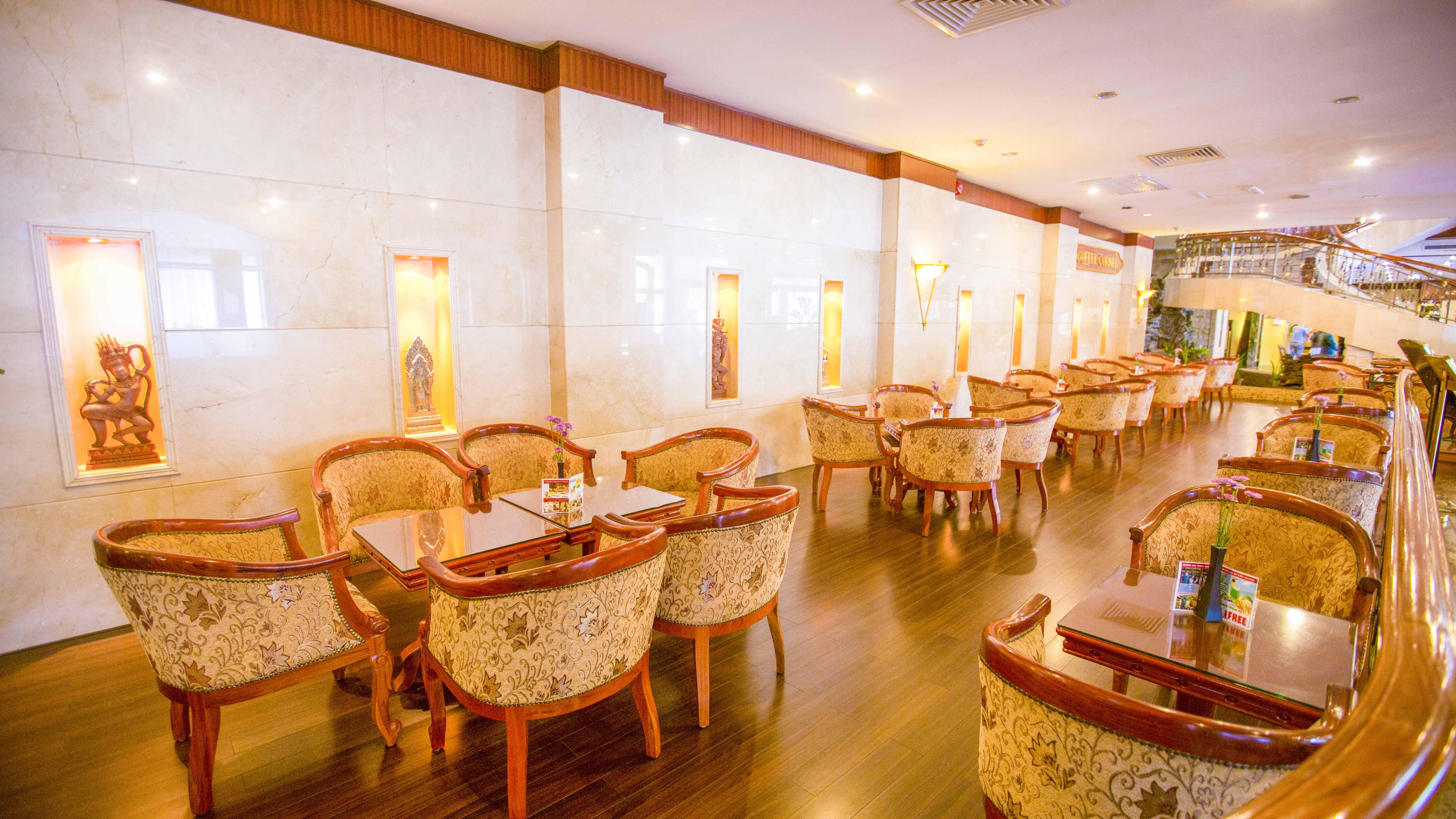 Phnom Penh Hotel Exterior photo