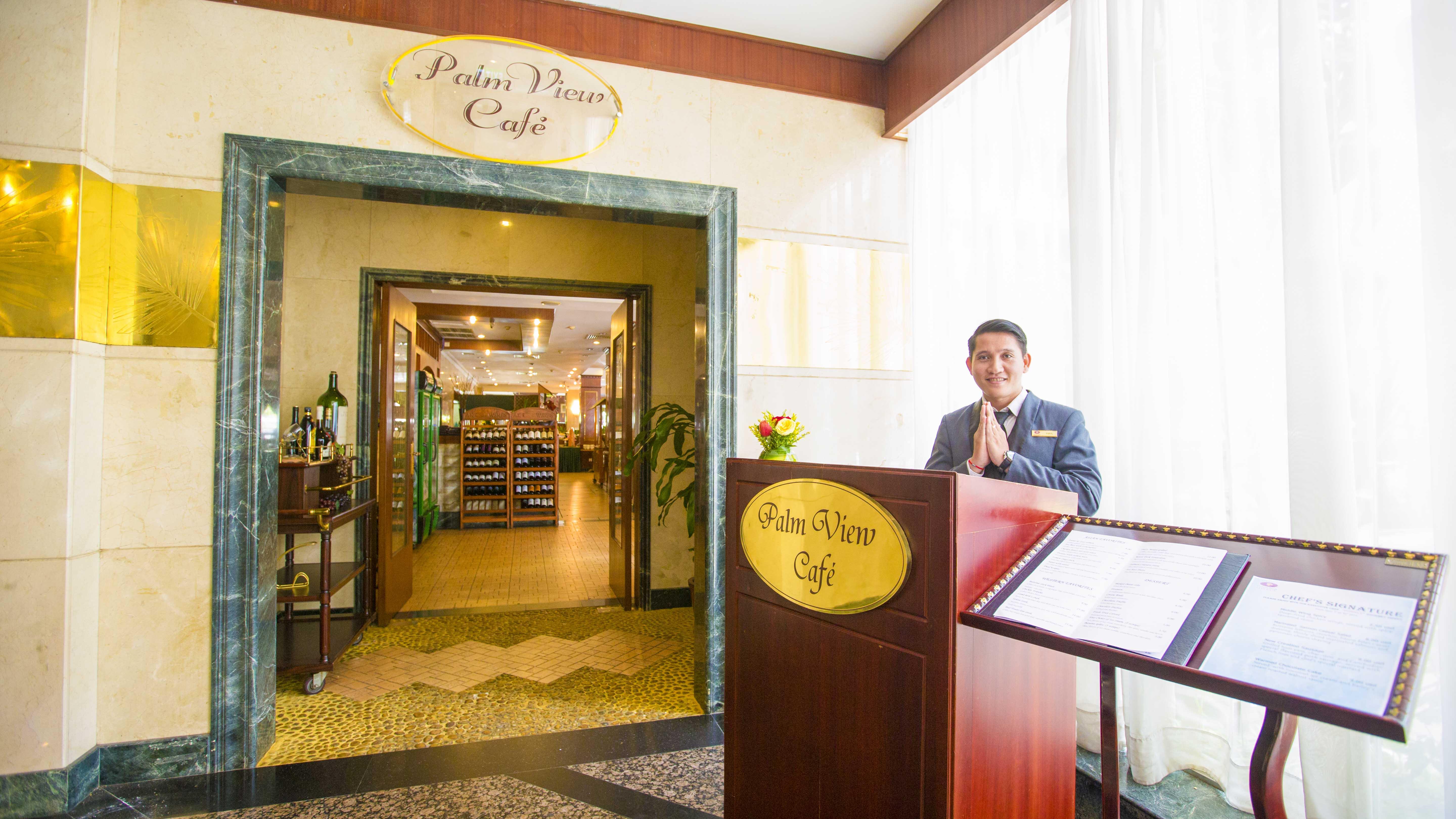 Phnom Penh Hotel Exterior photo